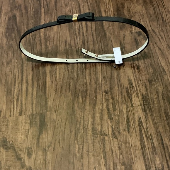 WHBM belt size XS(25”-30”)